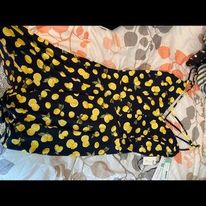 Navy blue dress with lemons